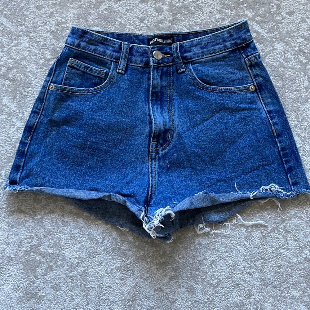 PrettyLittleThing Jean Shorts